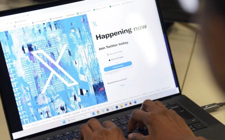 Twitter Rebrand: Musk's Vision for X - A Risky Move?